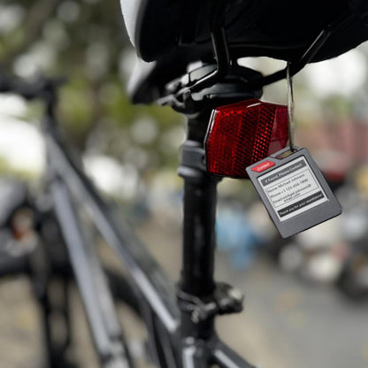 Phototag: Customizable E-Ink Tracker for Keys, Wallets, Luggage. Compatible with Apple Find My (Ios Only). Displays Photos and Emojis. up to 10 Months of Battery Life and IP65 Waterproof. Replaceable Battery.Personalized Gift.